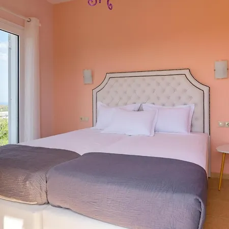 Sophia Elena 아파트 *