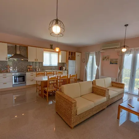 Sophia Elena דירה